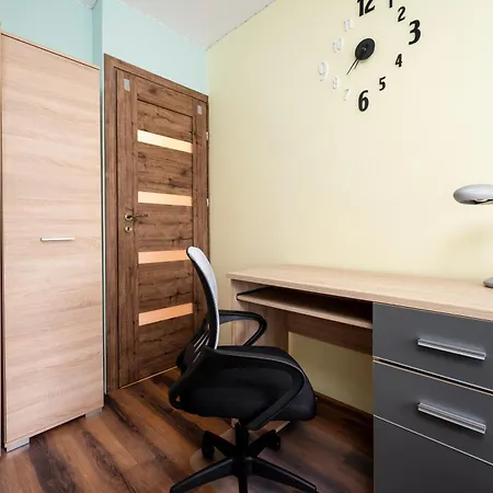 Odynca Homely By Bookinghost Appartamento